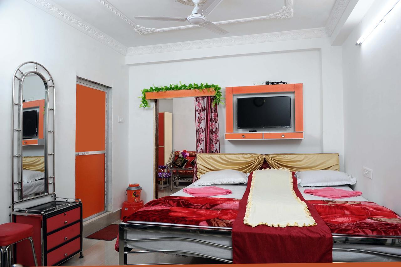 Jayanti Hotel Tarapith Exterior photo